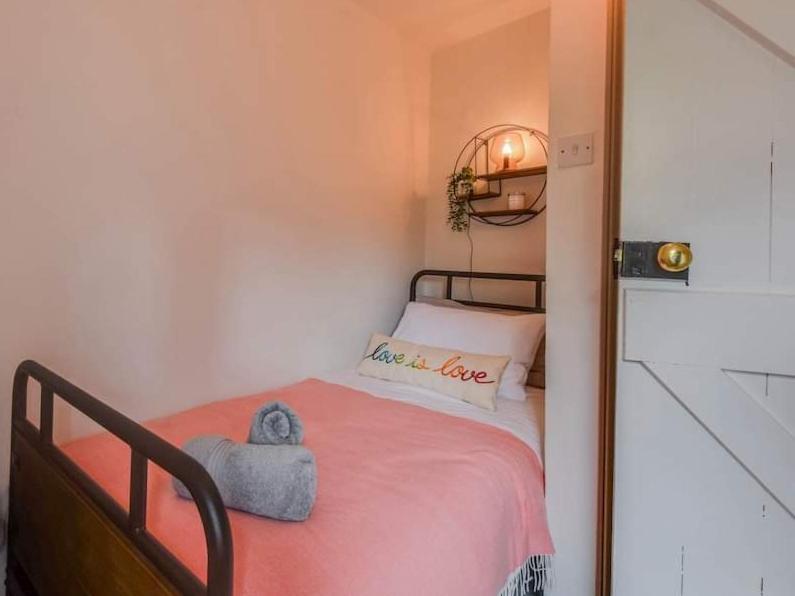 Cheerful 3 Bed Grade II Central Cottage Cirencester Exteriör bild